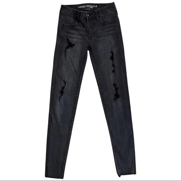 NEW | American Eagle | Super Super Stretch Washed Black Ripped Jegging | Size 0 - Picture 1 of 7